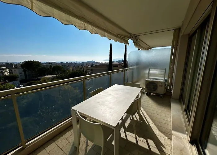 A018-large With Sea View Swimming Pool Garage