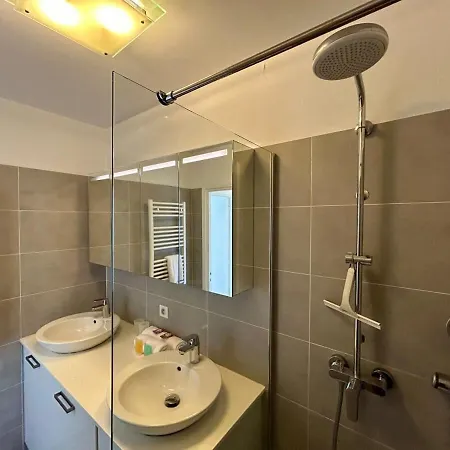 A018-large With Sea View Swimming Pool Garage Κάννες